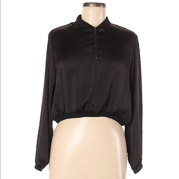 Zara basic cropped floral top size s - Picture 2 of 6